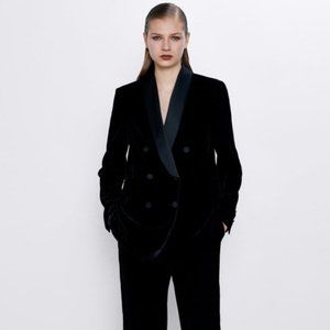 Zara Velvet Tuxedo Blazer Jacket